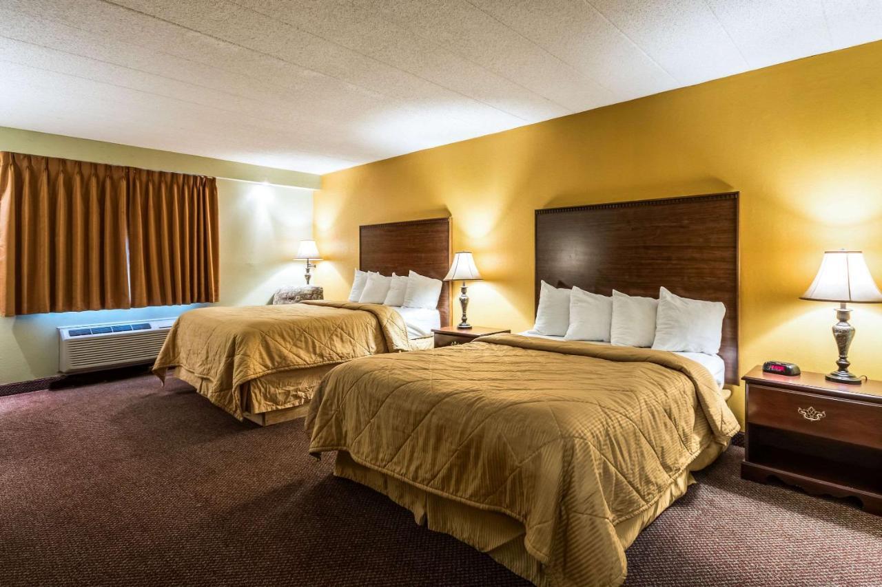 Quaint Inn & Suites McHenry Dış mekan fotoğraf