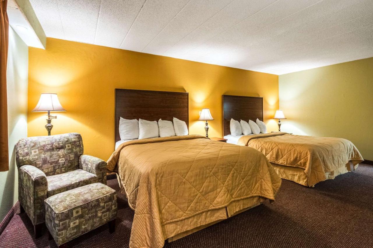Quaint Inn & Suites McHenry Dış mekan fotoğraf